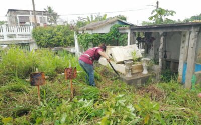 Realizan tareas de mantenimiento y limpieza en panteón municipal