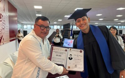 Asiste Noé Castillo a la Ceremonia de Graduación de la Generación 2023-2025 de la Universidad Tecnológica del Sureste de Veracruz (UTSV) en Nanchital