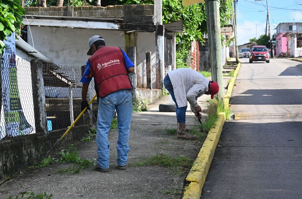 Continúan los trabajos de Mejoramiento Urbano en todo el municipio